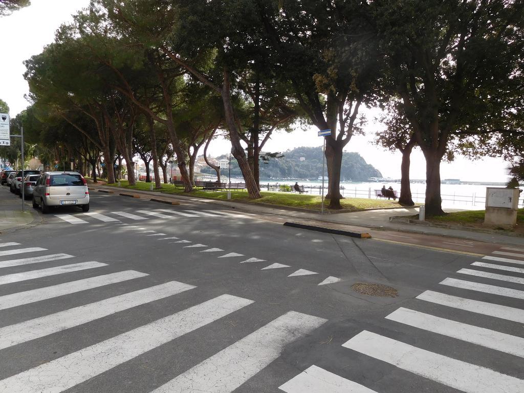 Baia Delle Favole Affittacamere Sestri Levante Exterior foto
